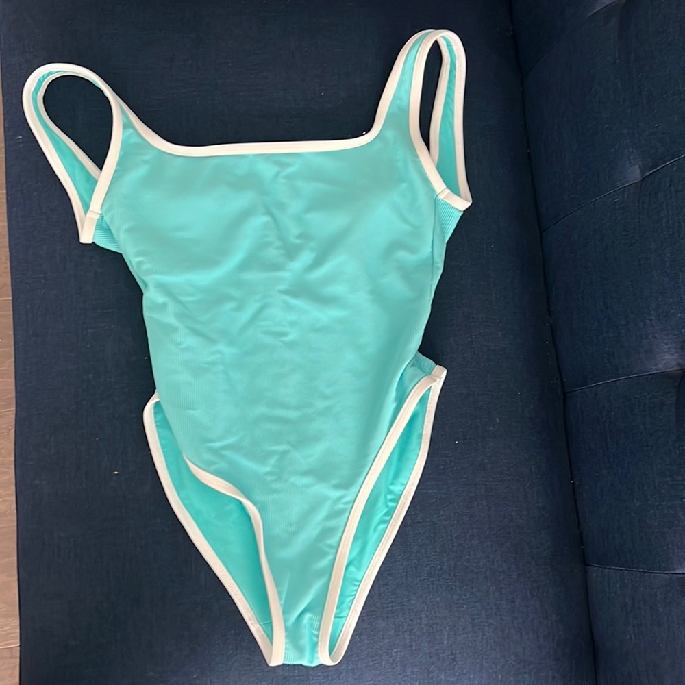 LainSnow Women’s One Piece (Medium, Sea)